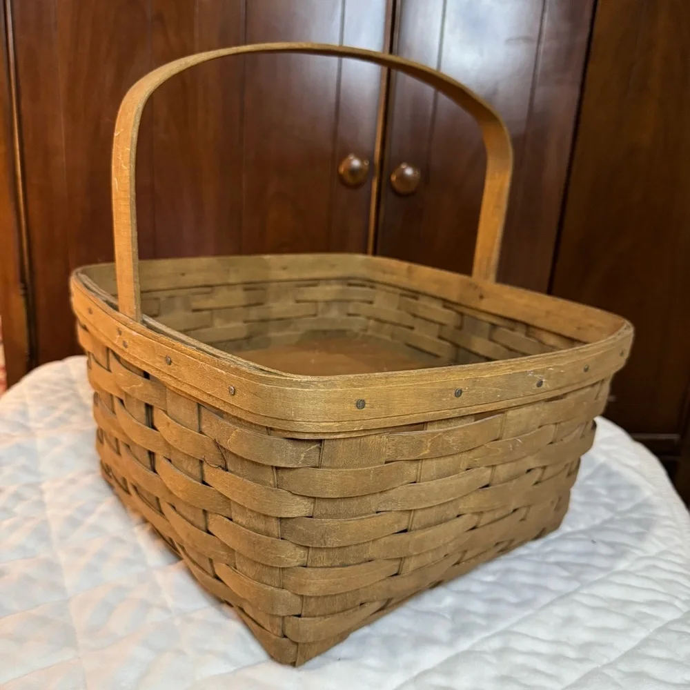 Longaberger Pie Basket with Riser Brown Woven Basket with Textured